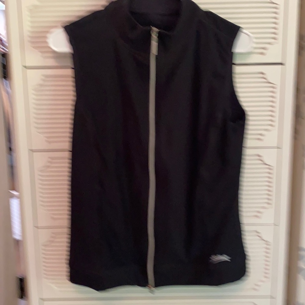 Sofibella Athletic Zip Vest